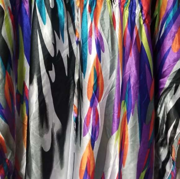 SOLD! Satin long kaftan - Picture 5 of 10